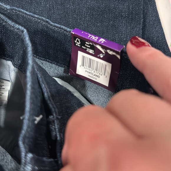 Gloria Vanderbilt Ladies' Amanda Stretch Denim Jean, 14 tall - Picture 4 of 6